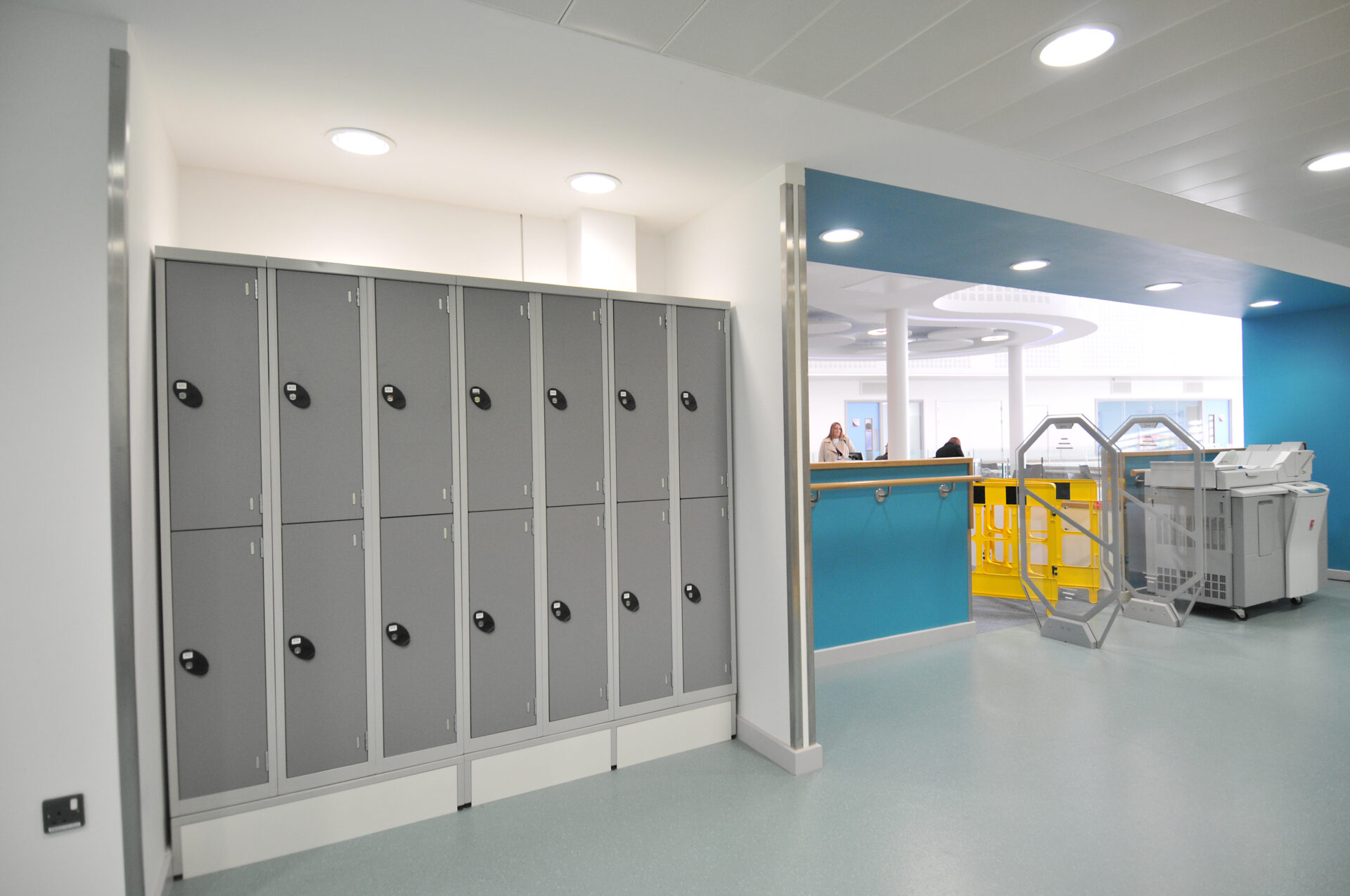 TRESHAM COLLEGE CORBY